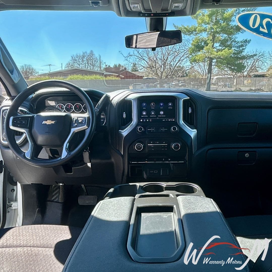
Chevrolet Silverado 1500 2020 full									