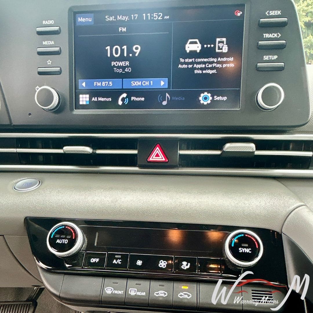 
Hyundai Elantra 2023 full									