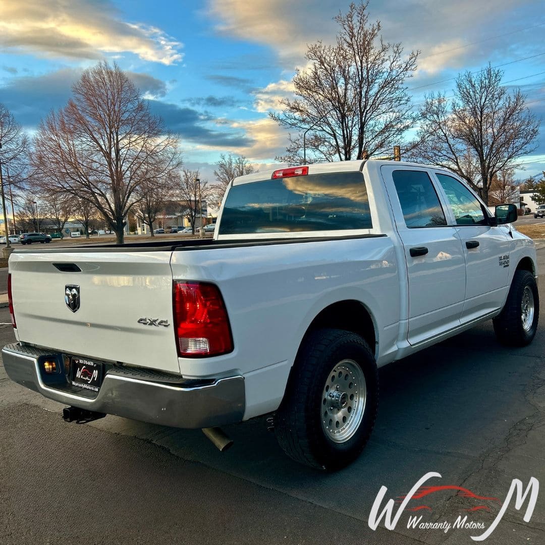 
Dogde RAM 1500 Classic Tradesman 2020 full									