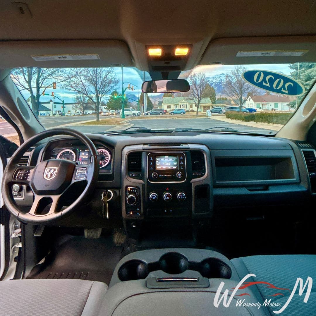
Dogde RAM 1500 Classic Tradesman 2020 full									